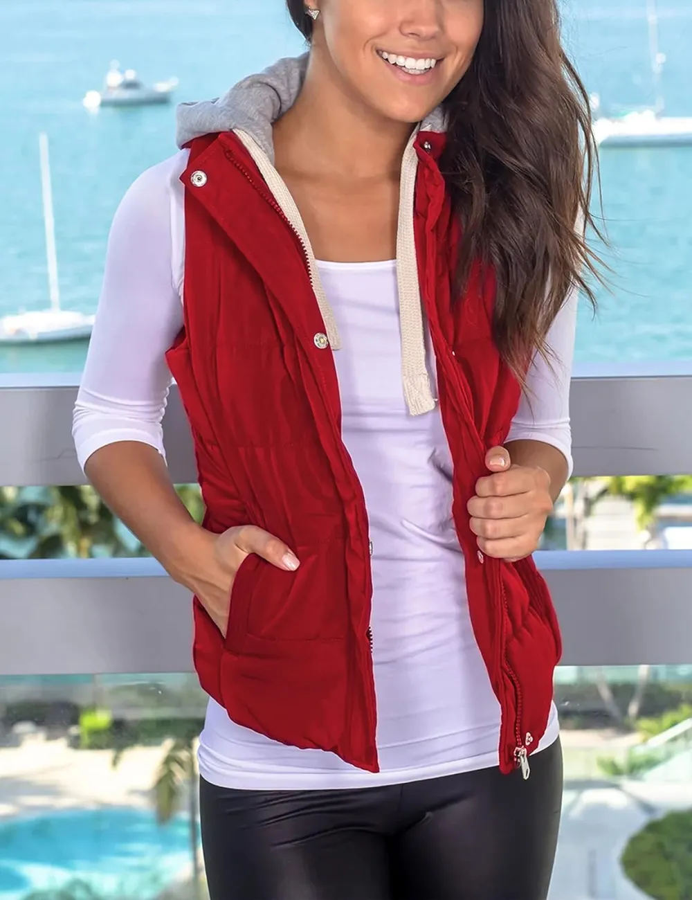 Women's Slim Sleeveless Quilted Removable Hooded Winter Puffer Vest Coat