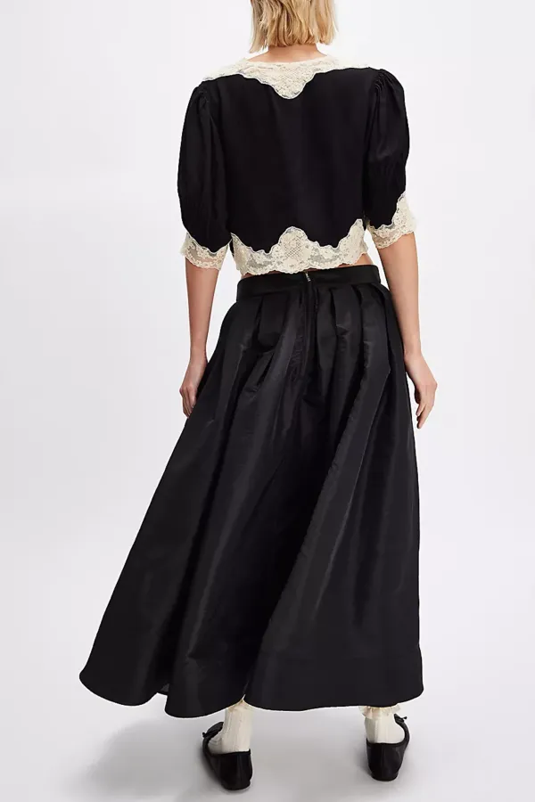 Full A-Line Silhouette Skirt