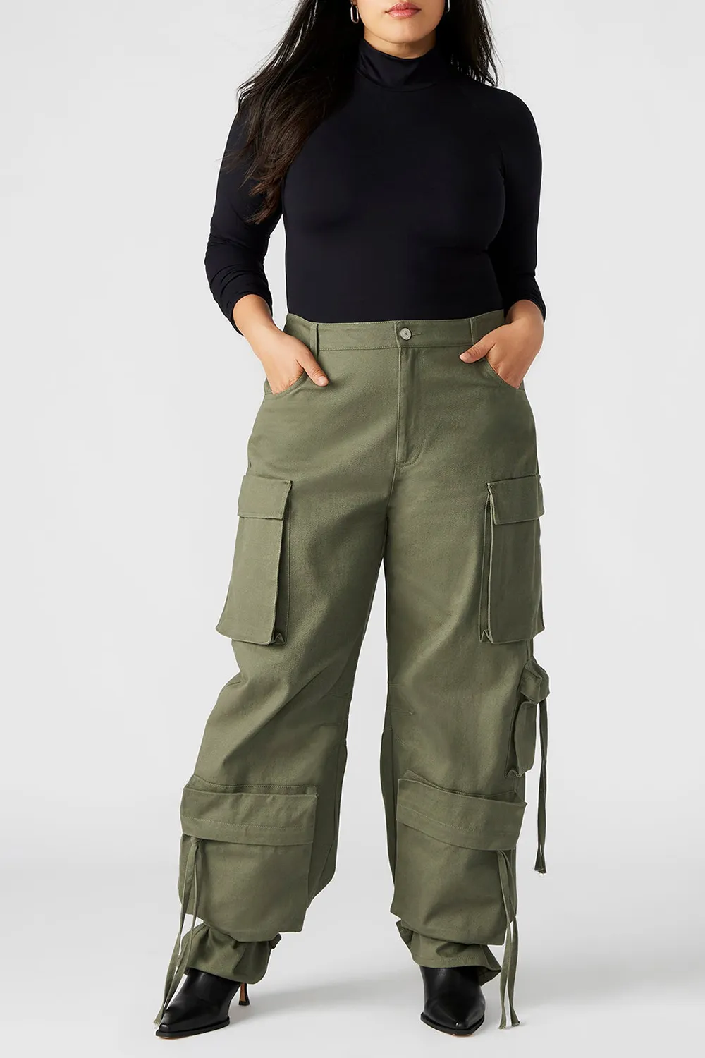 MID CARGO PANT BLACK