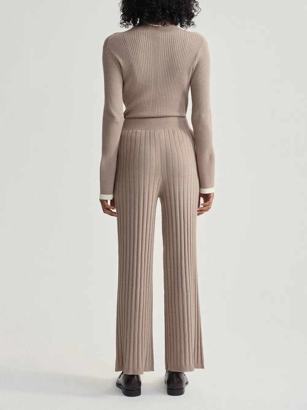 Wide Rib Knit Trouser