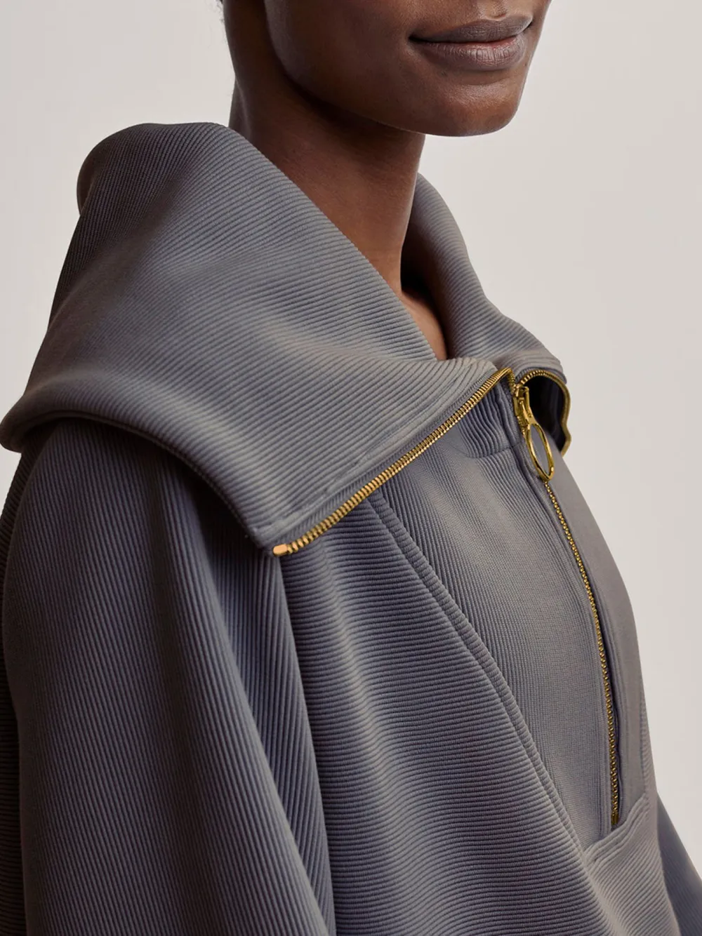 Chic Oversized Half-Zip Wide-Collar Sweatshirt