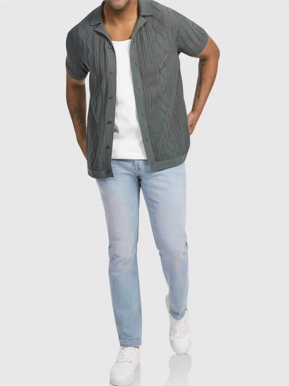 TEXTURE SHORT SLEEVE KNIT SHIRT