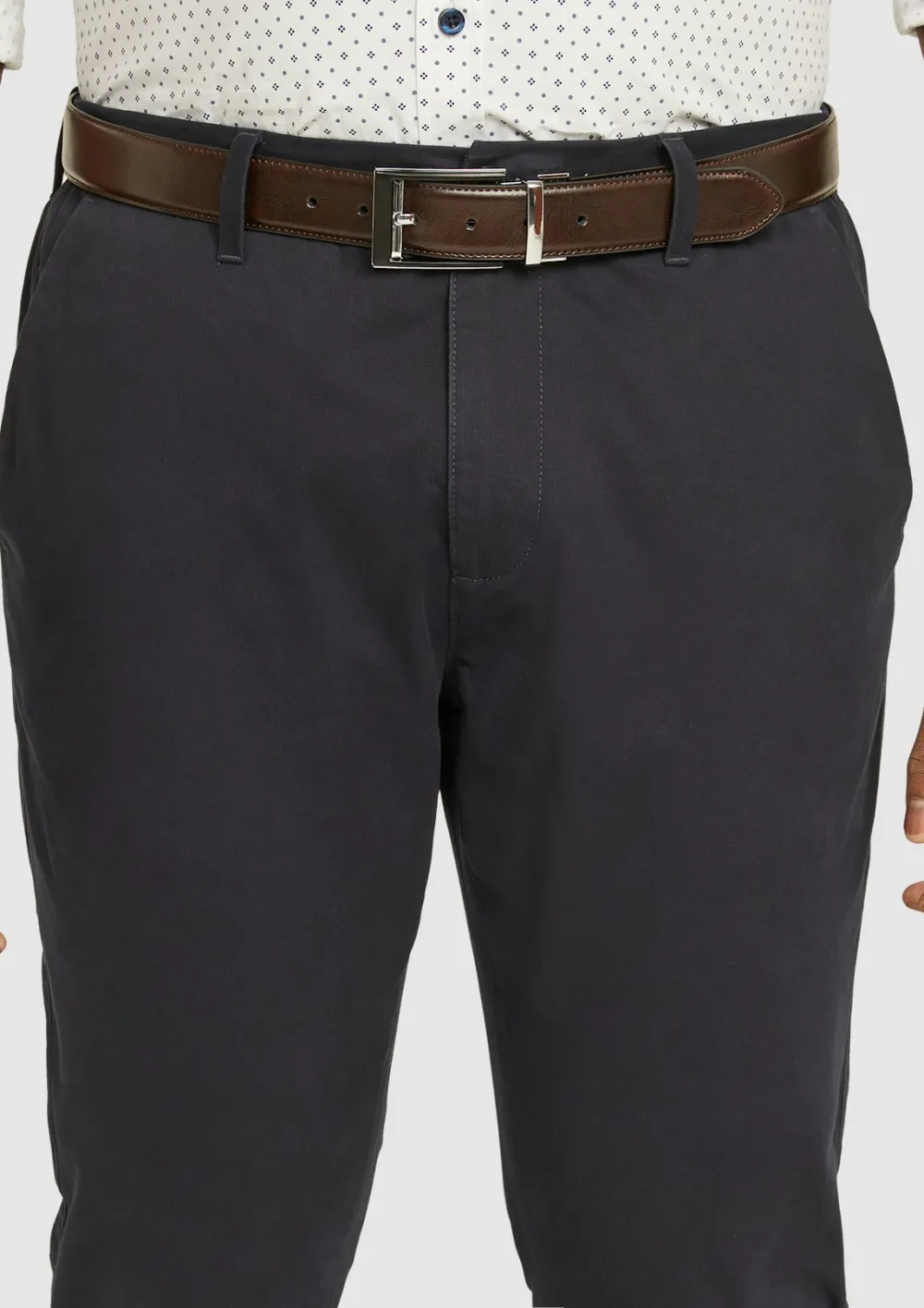 BLACK RELAXED TAPERED CHINO