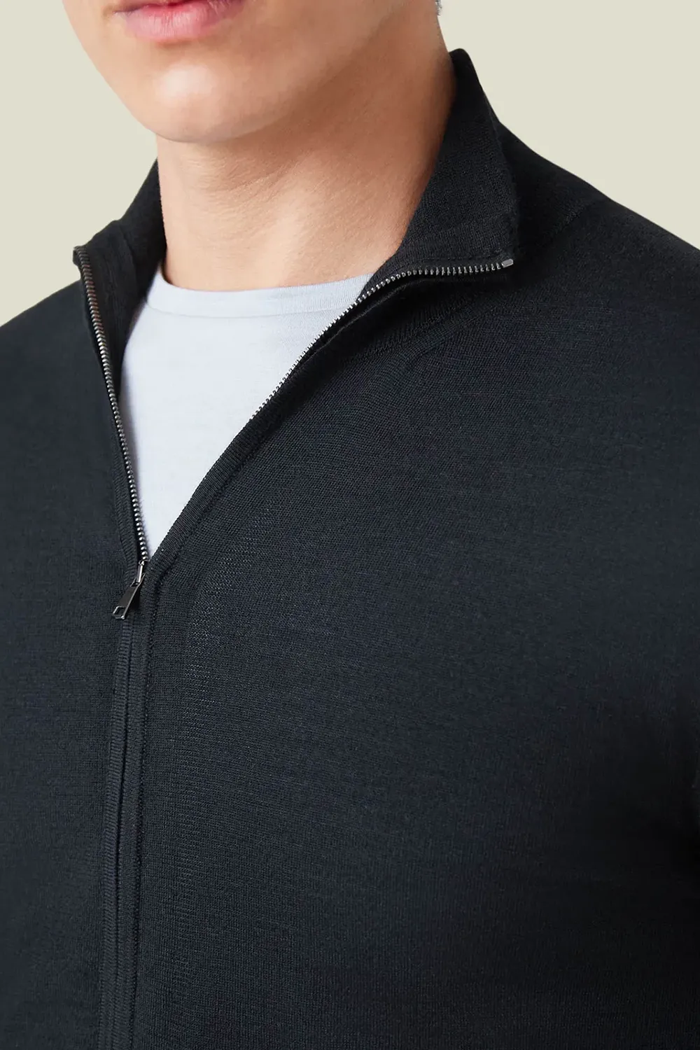 Fitted Yet Comfortable Cardigan