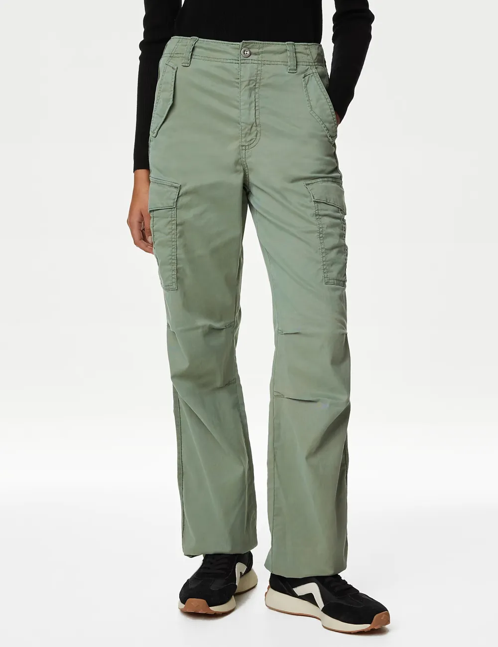 Straight Leg Trousers with Pocket