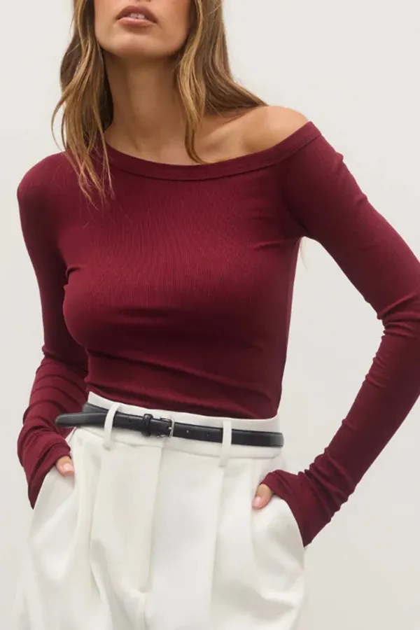 Simple Temperament Off-Shoulder Wine Long-Sleeved Tees