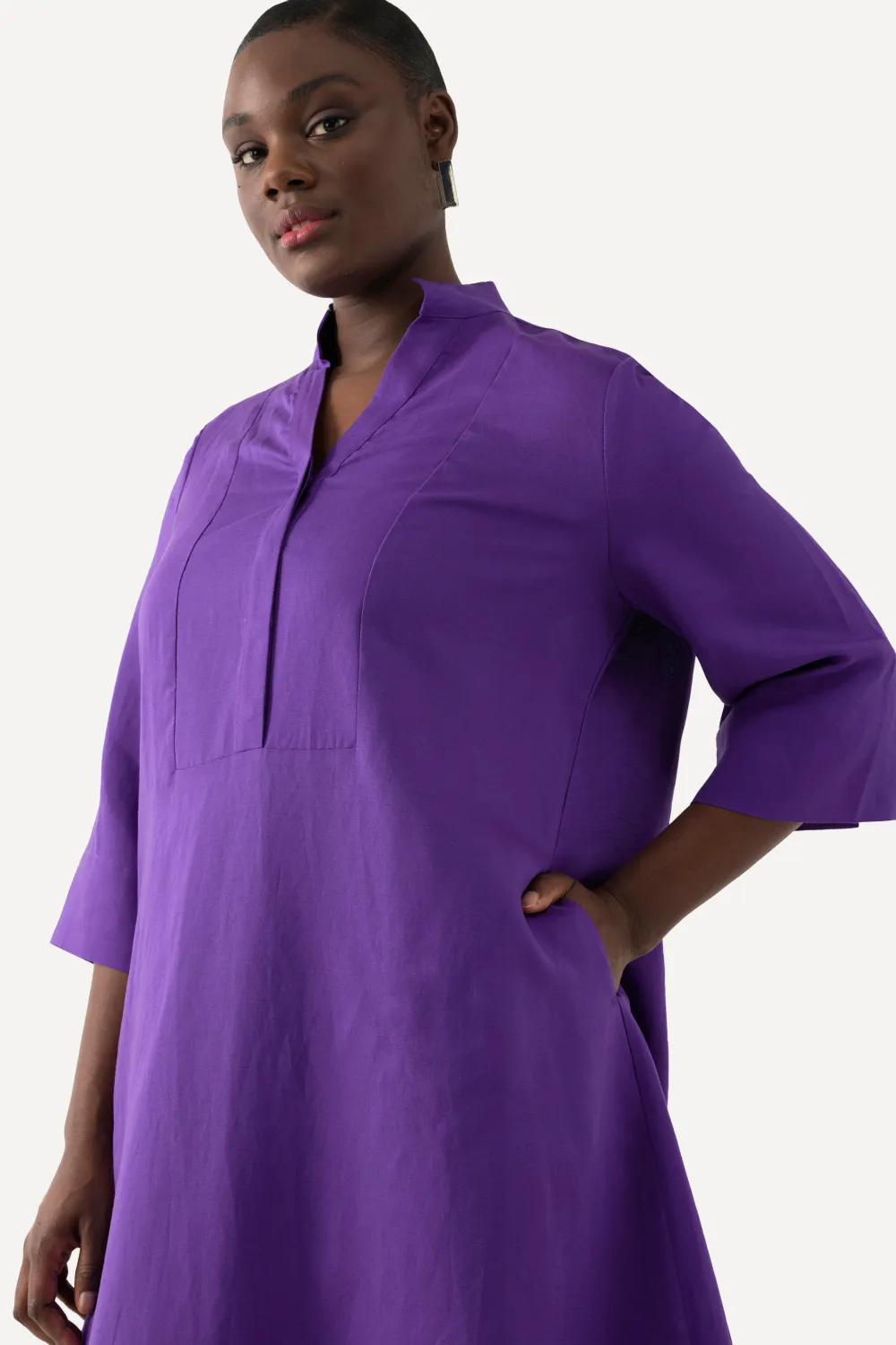 Midikleid, Leinenmix, A-Linie, V-Ausschnitt, 3/4-Arm