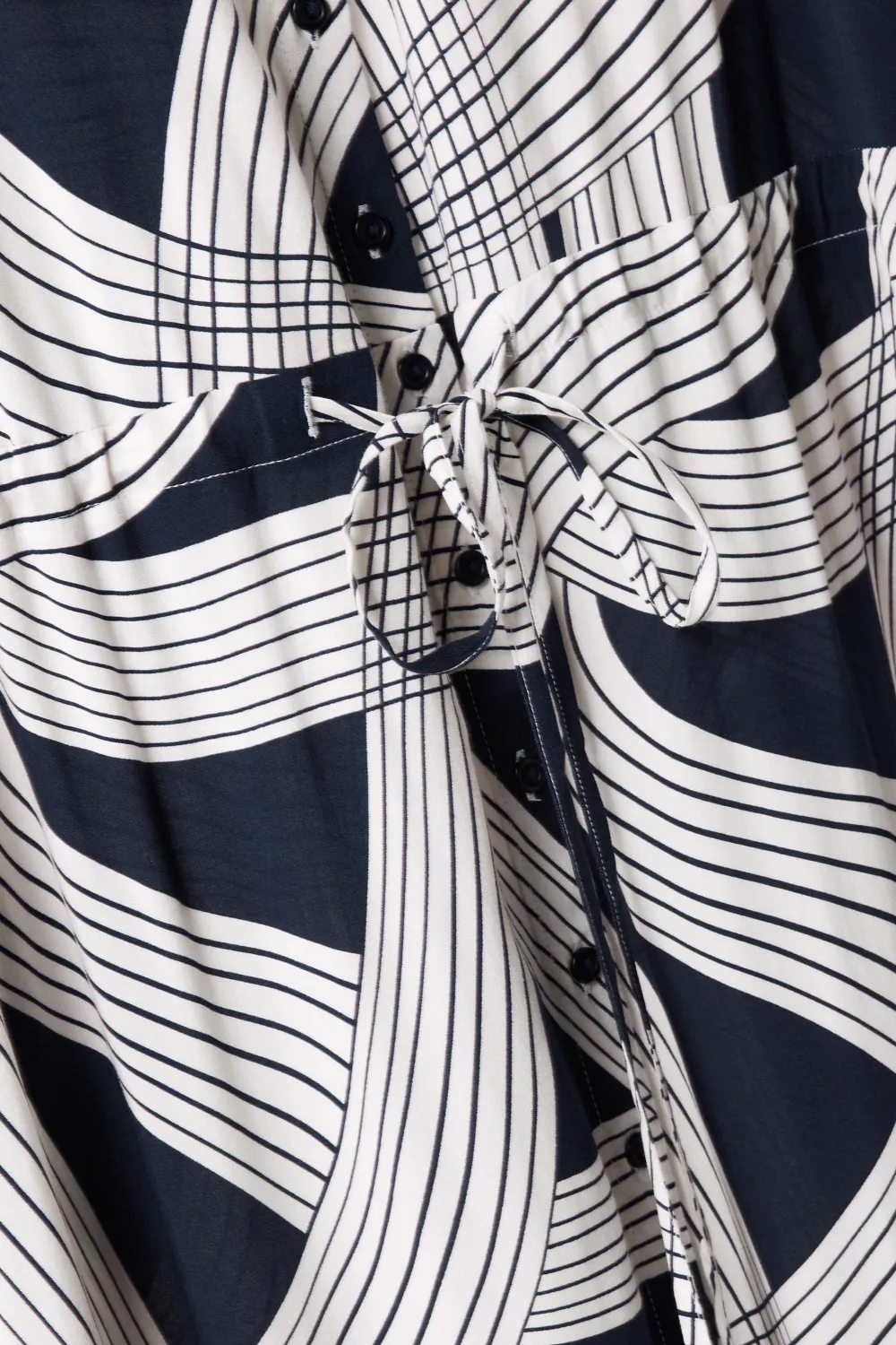 EVANS Curve Navy Blue Linear Print Midi Shirt Dress