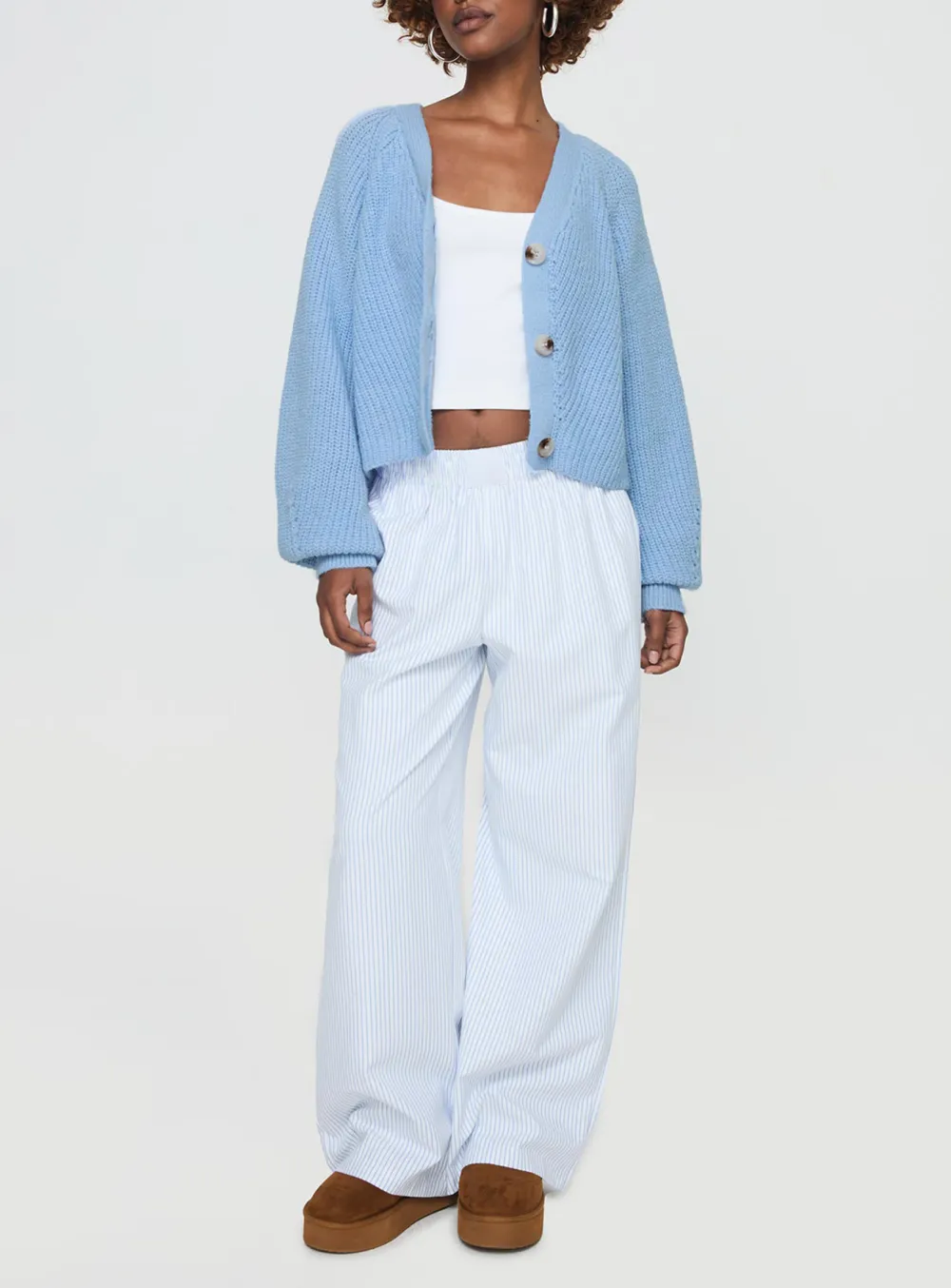 V-neck Cardigan Pale Blue