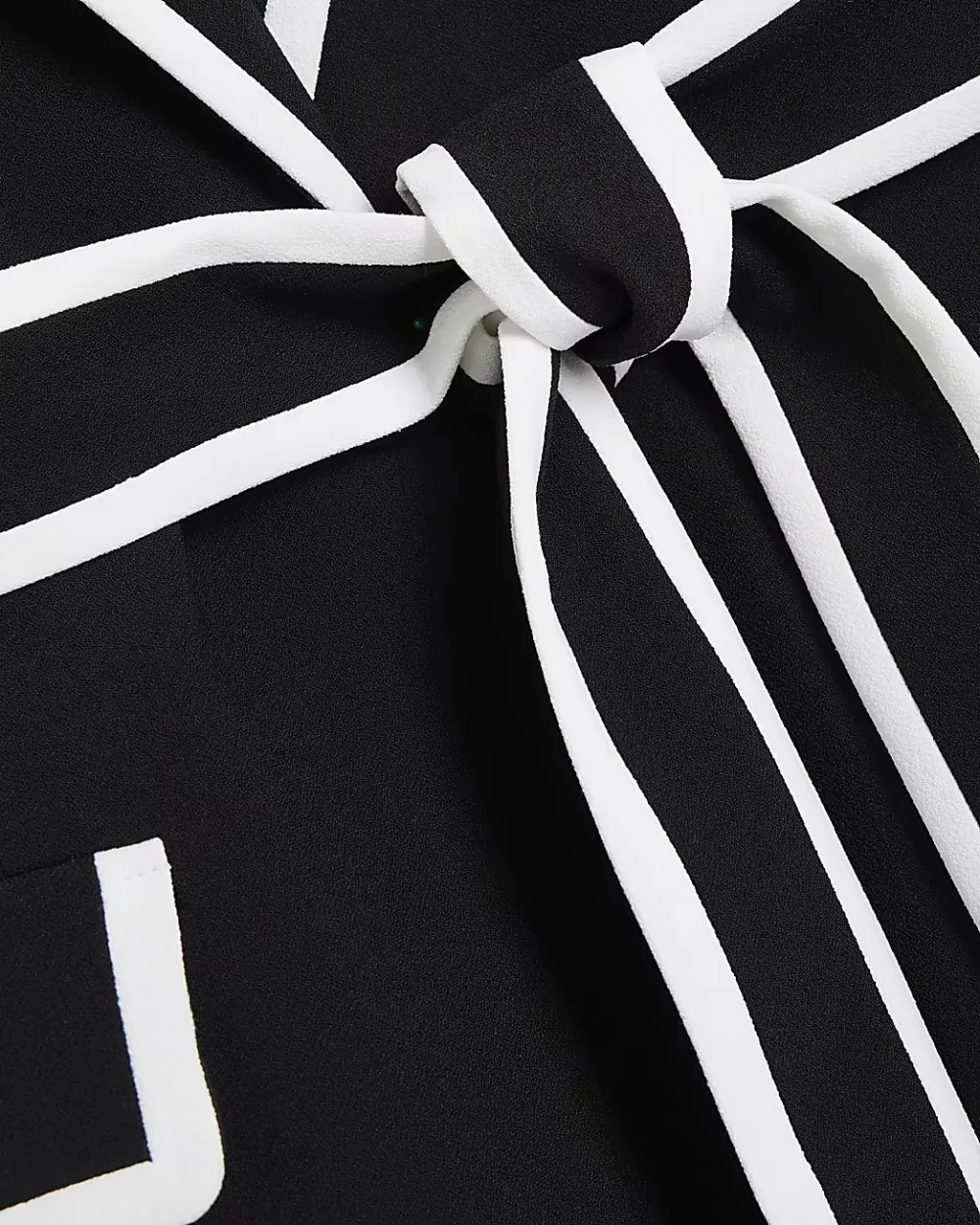 Women's Belted Blazer In Contrasting Colours