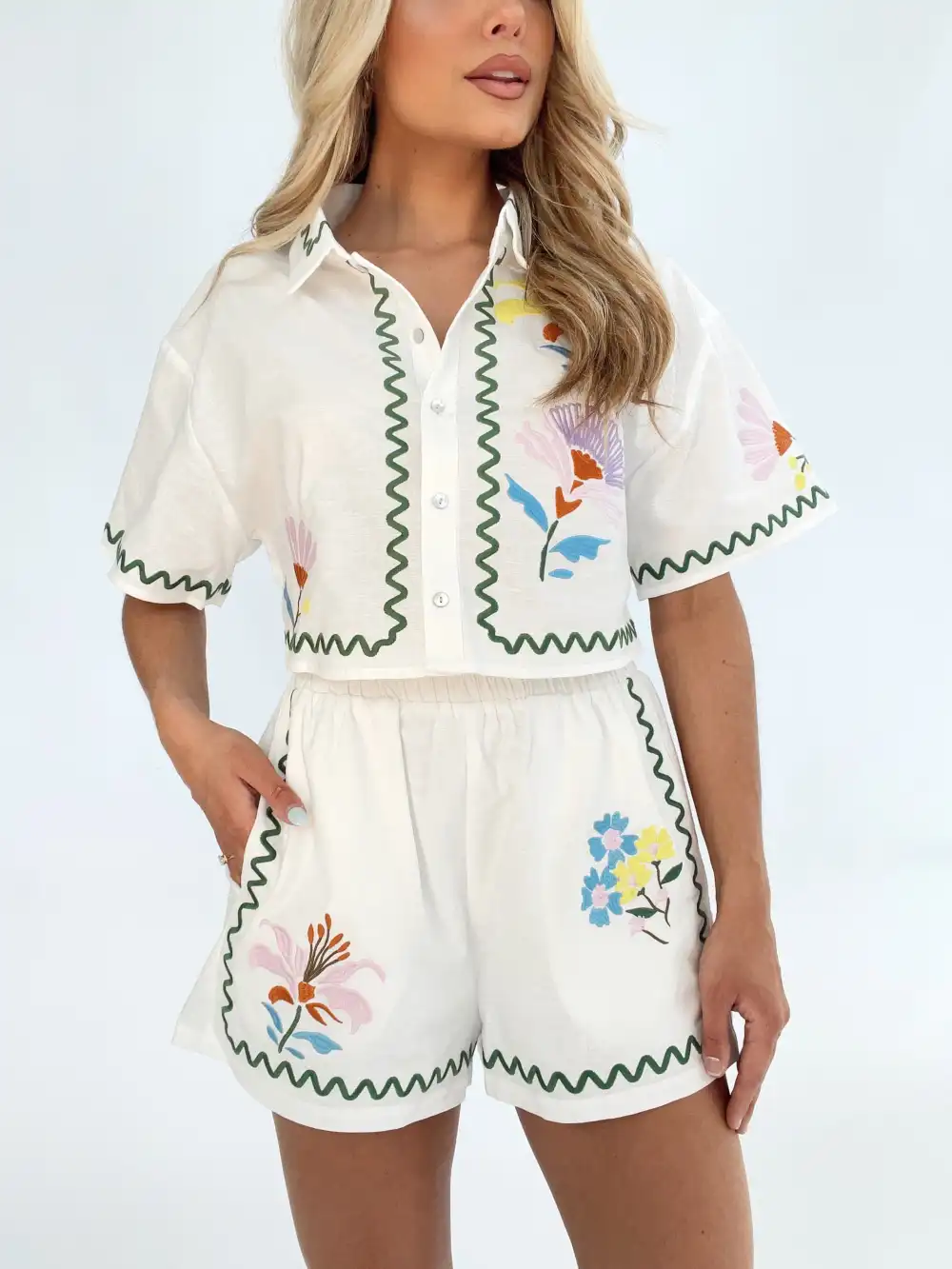 Santorini Sunshine Shorts