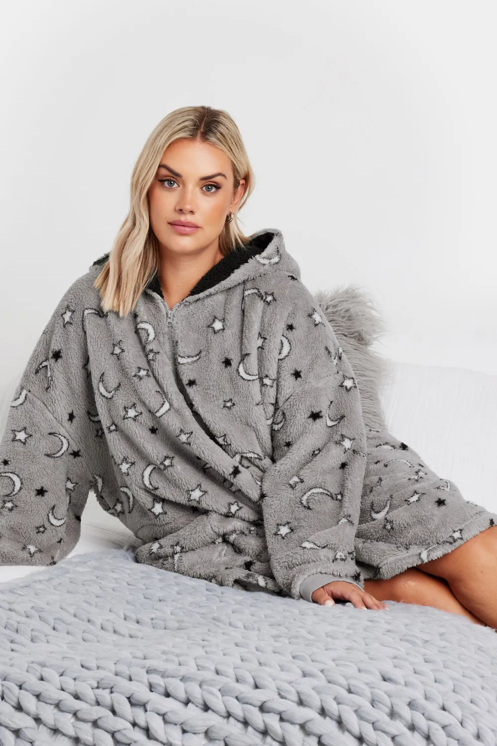 YOURS Curve Grey Moon & Star Oversized Blanket Hoodie