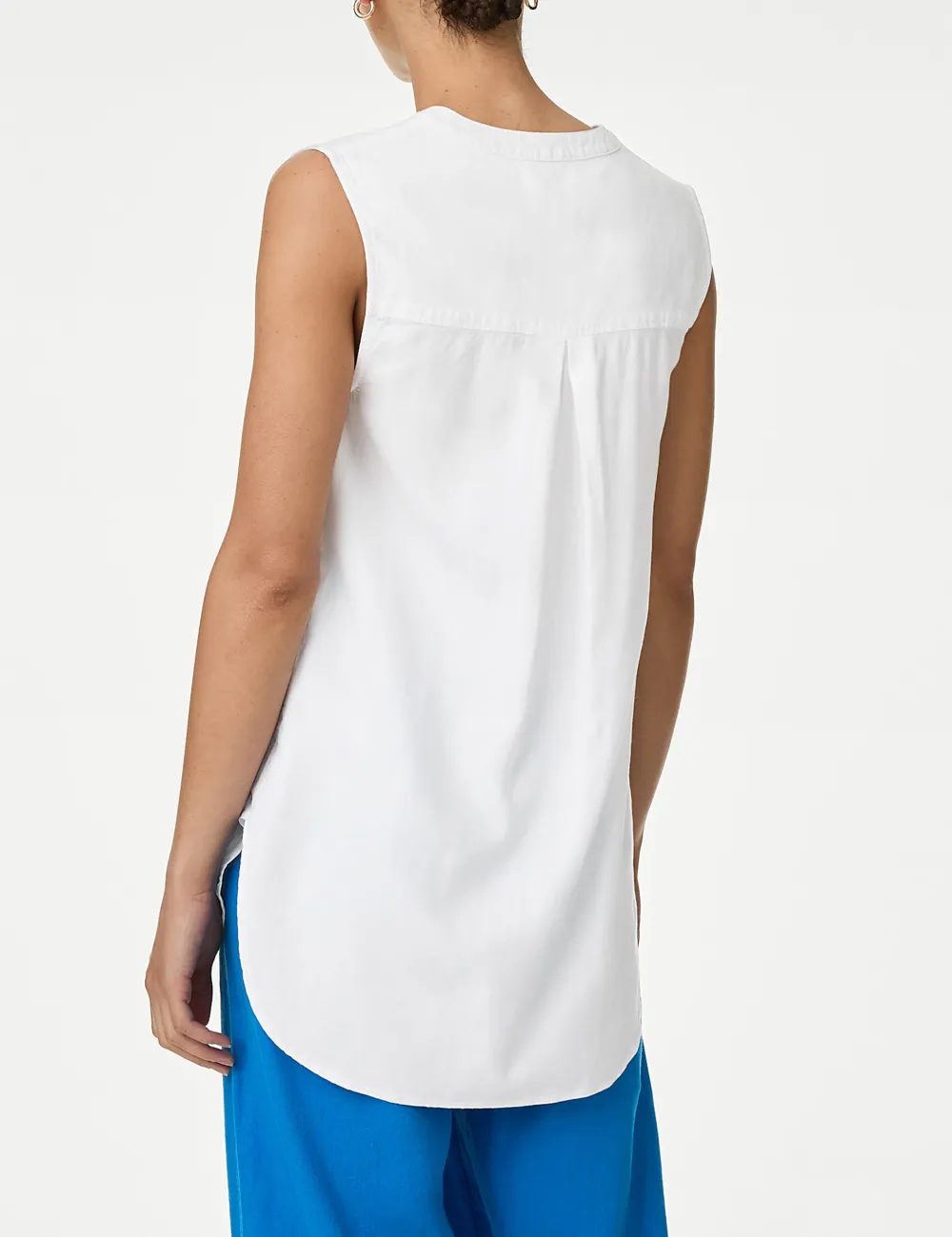 White Sleeveless Sleeveless Shirt