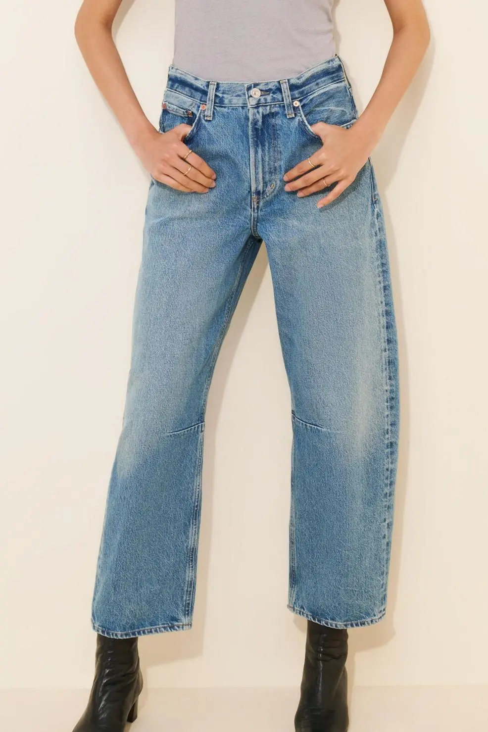 Miro Relaxed Barrel Jeans