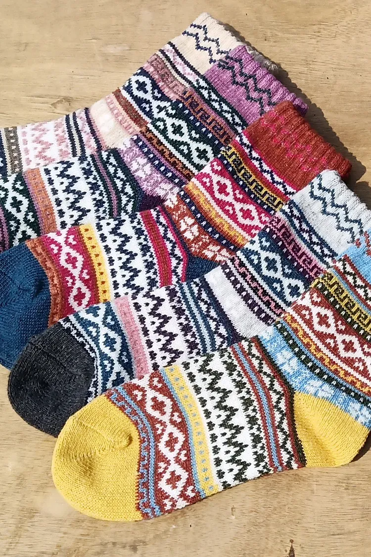 Retro Ethnic Cross Flower 5 Pairs Medium Tube Socks