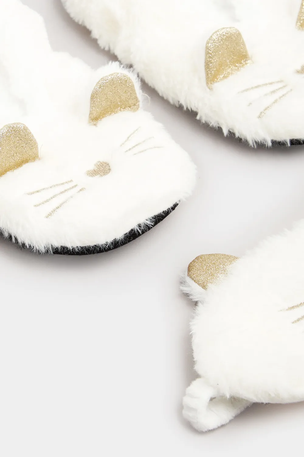 White Fluffy Cat Eye Mask & Slipper Set