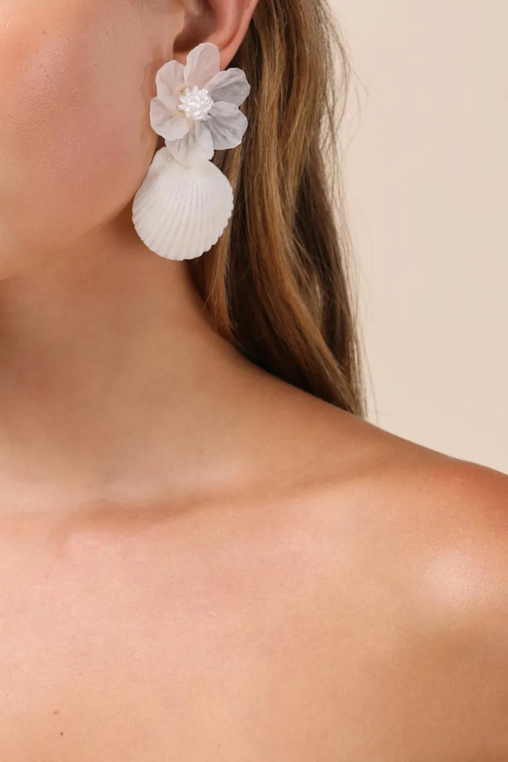 Creative And Fashionable Flower Shell Earrings