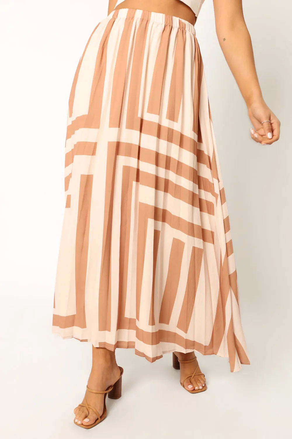 PLEAT MIDI SKIRT - TAN