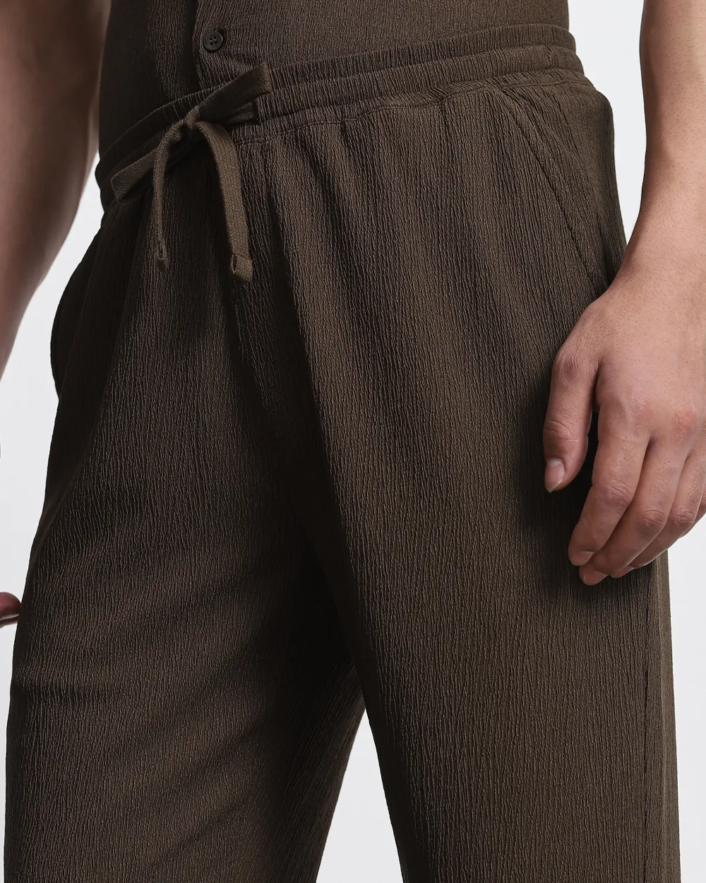 Classic Versatile Slim-Fit Straight-Leg Brown Trousers