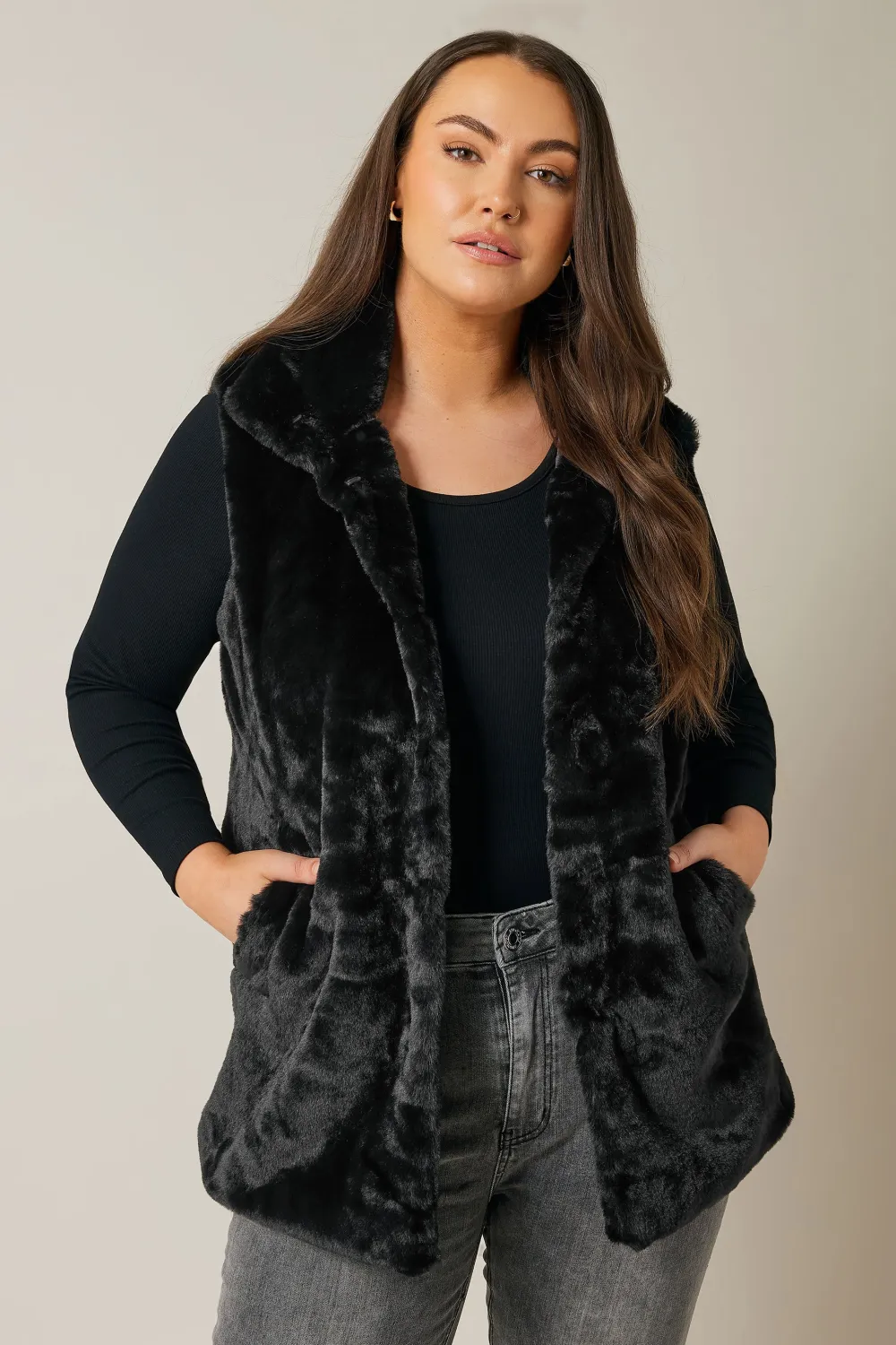 Evans Black Faux Fur Open Collar Gilet