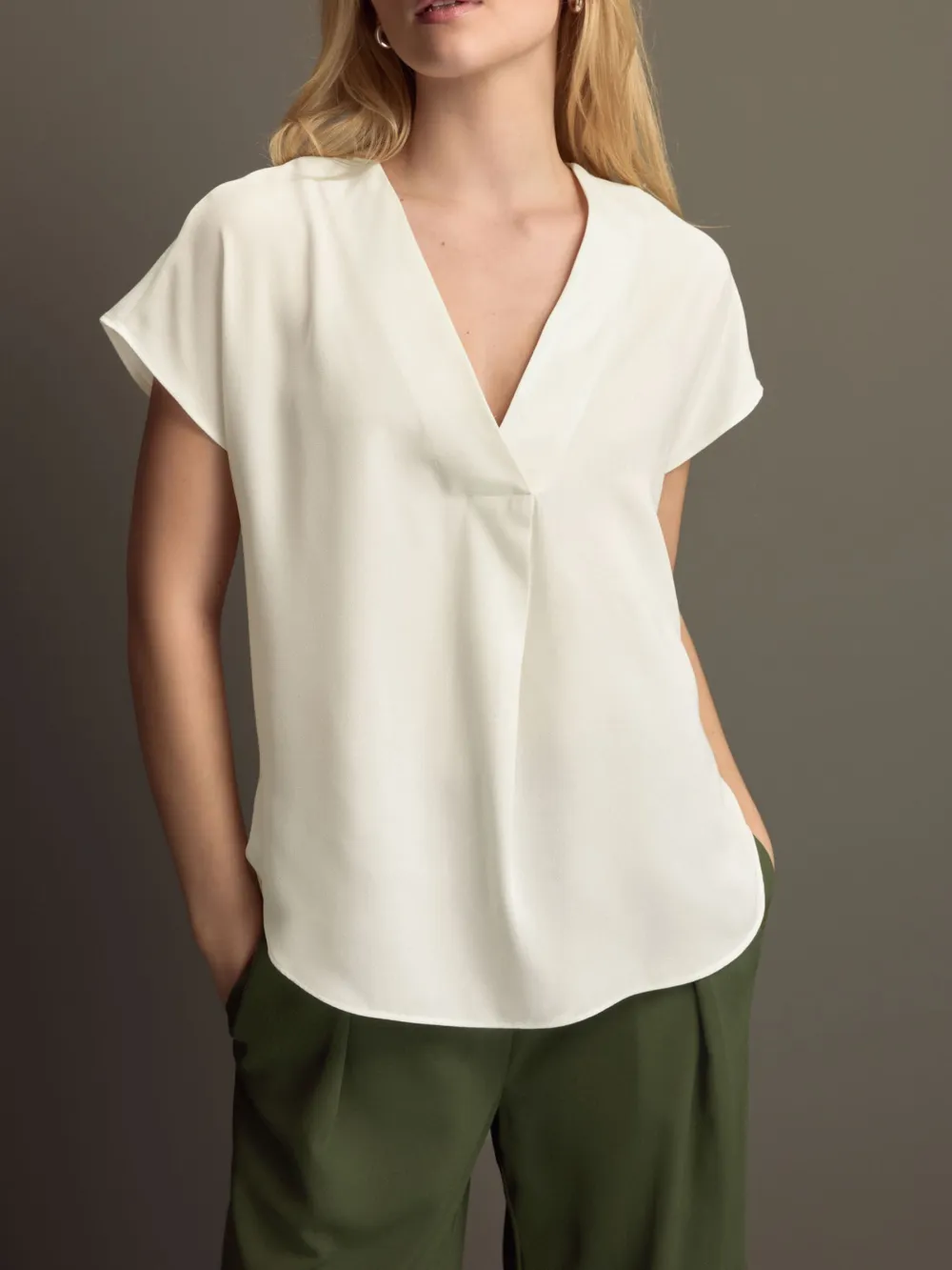 Loose Fit Short Sleeve High Collar V-Neck Shirt