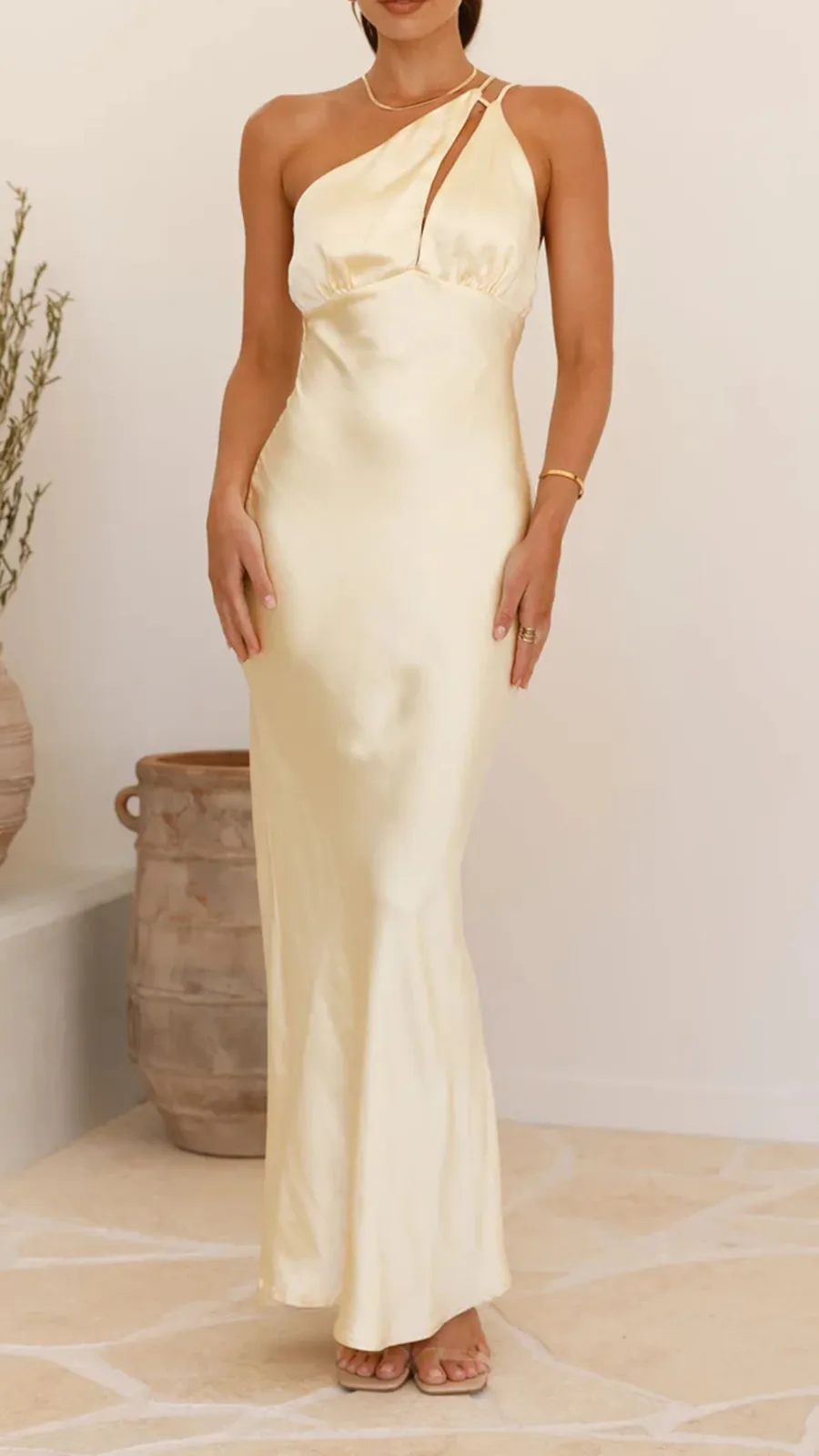 One Shoulder Design Dress