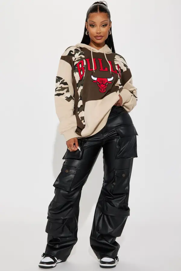 Bulls Camo Hoodie - Brown/combo