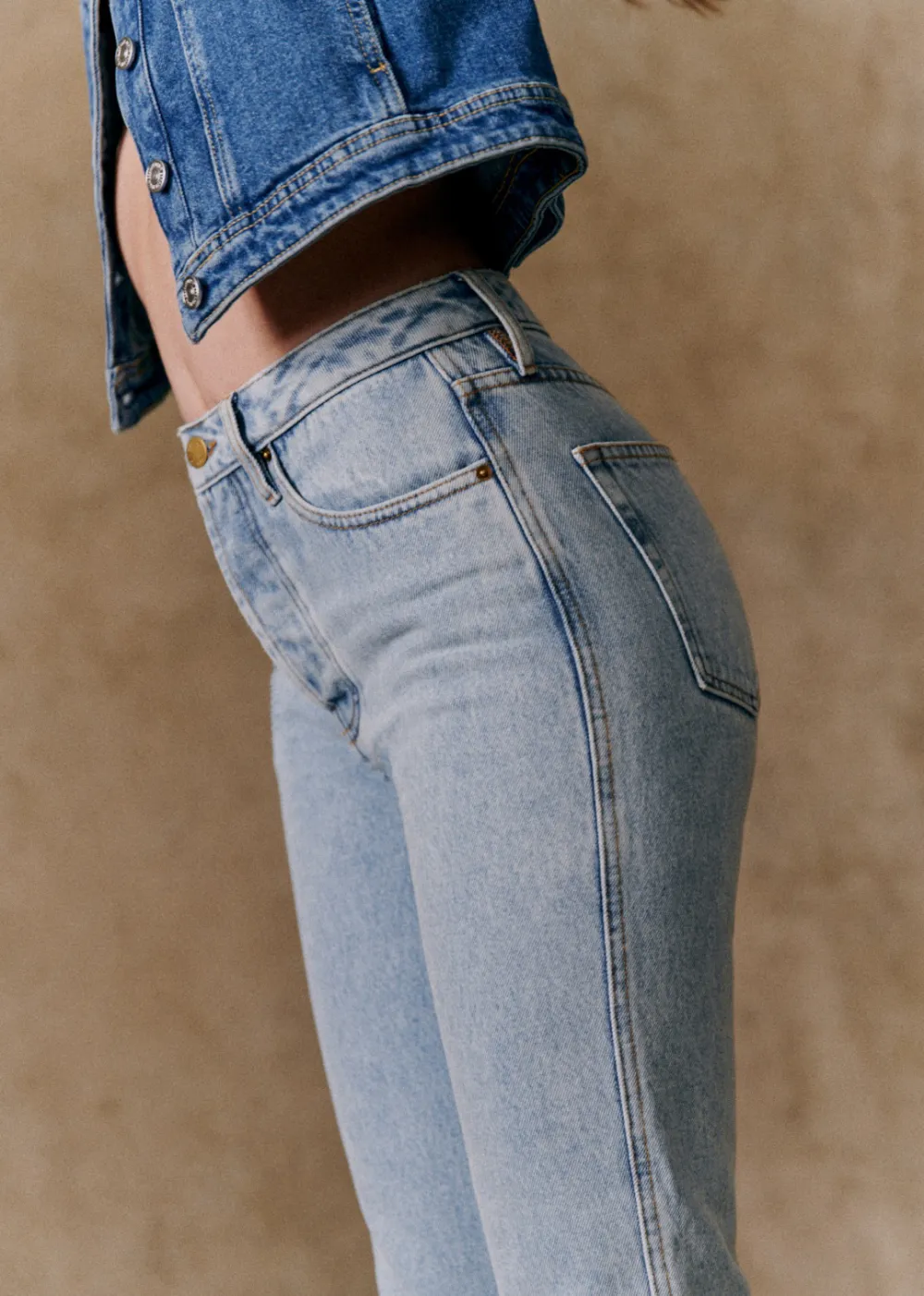 Multi-Pocket Mid Waist Jeans