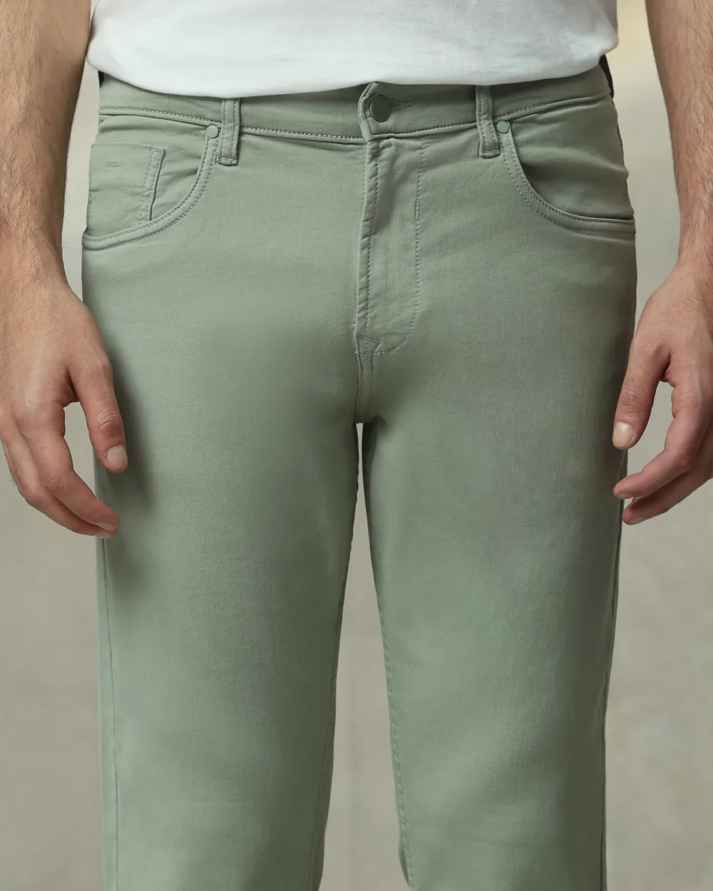 Classic Versatile And Comfortable Straight Sage Jeans