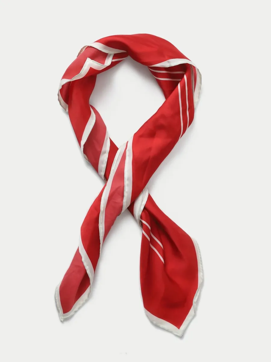 Vibrant Stripe Fashion Scarf