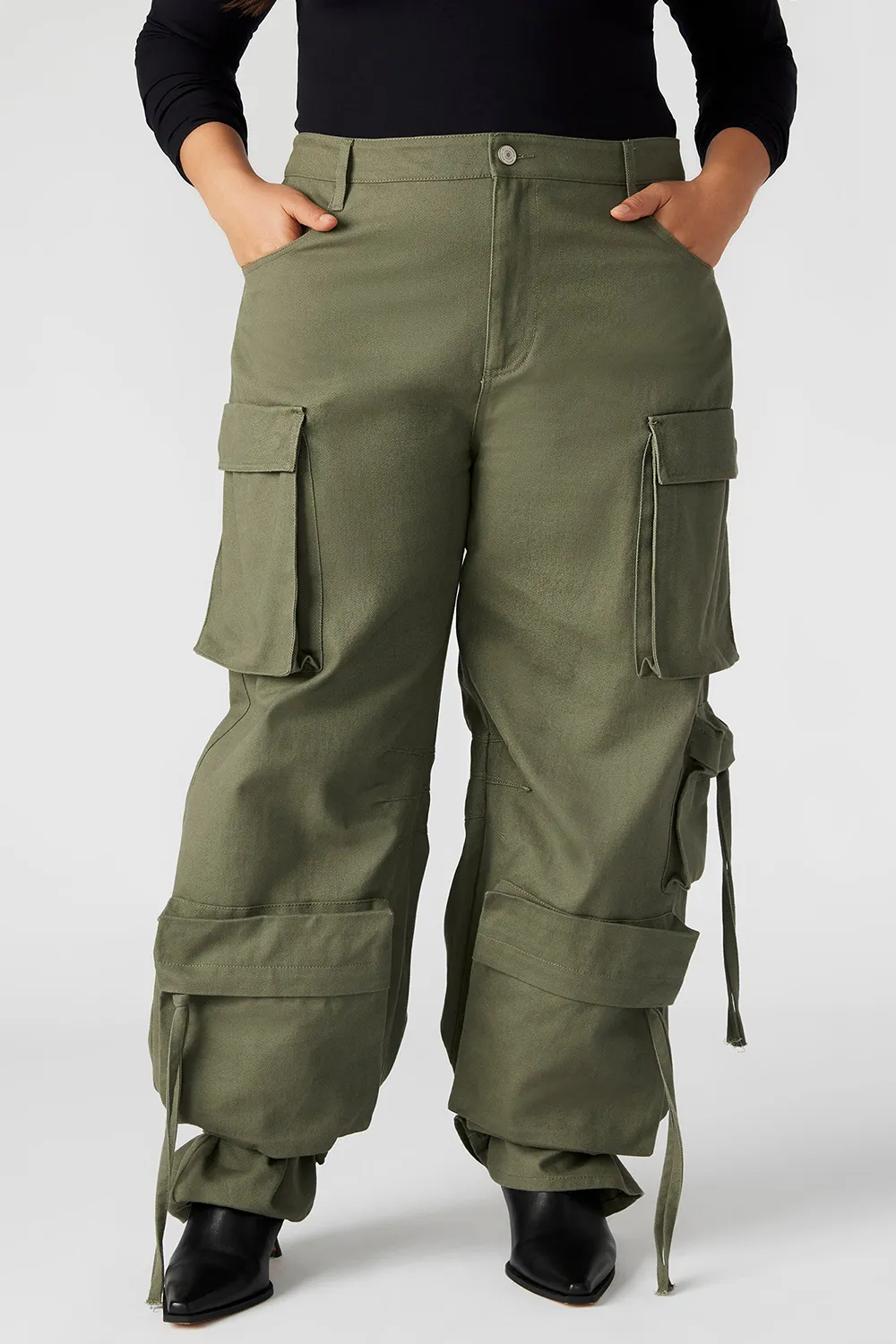 MID CARGO PANT BLACK