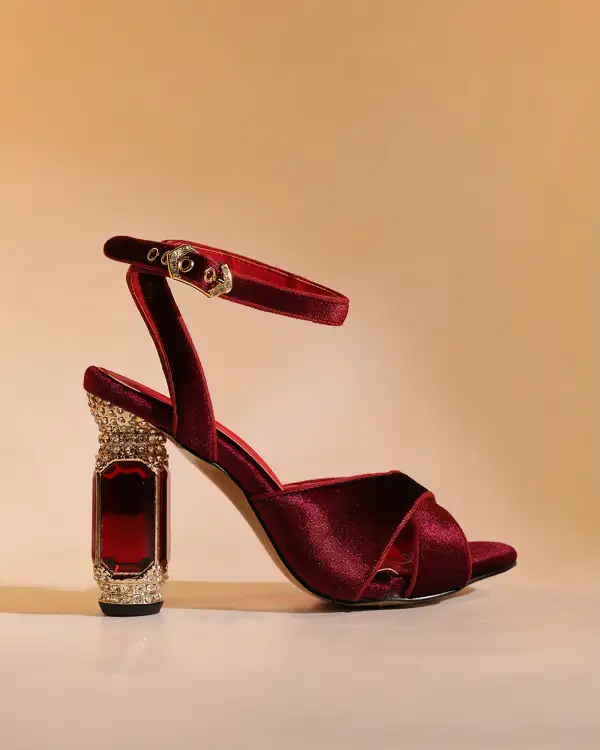 Velvet Vintage Sandals in Red