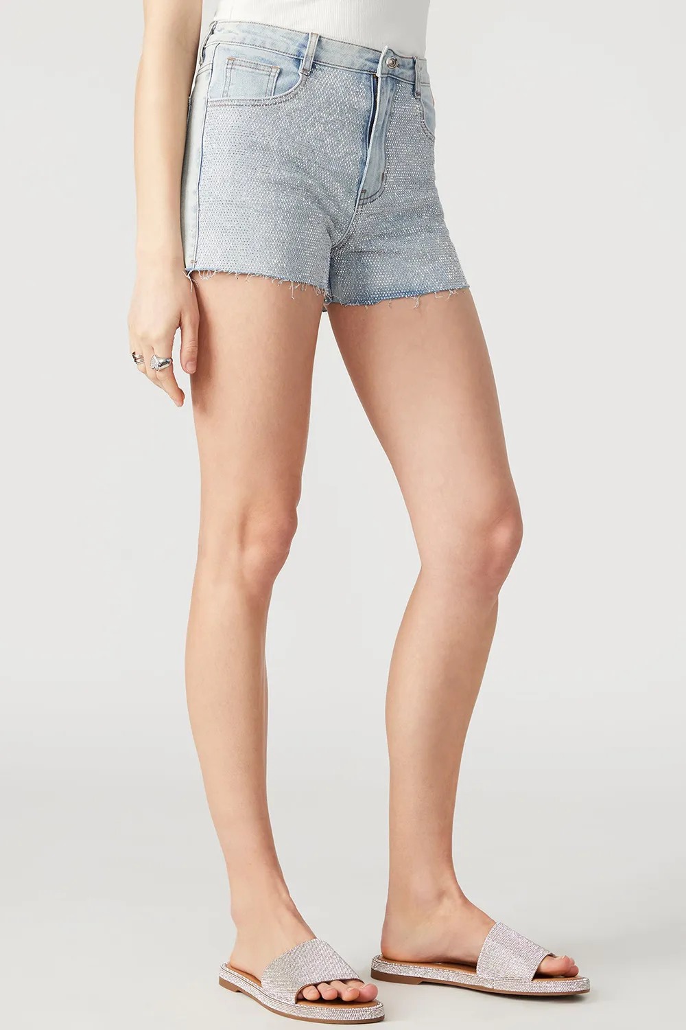 SKINNY DENIM SHORTS