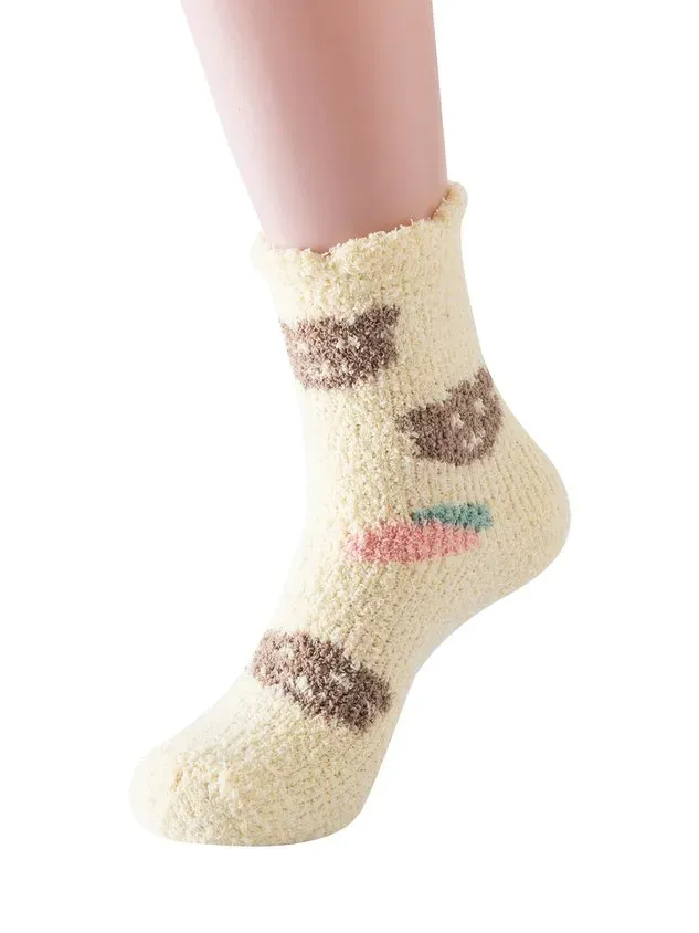 Polka-dot Bear Heart-shaped Graphics Warm Plus Velvet Coral Fleece Floor Socks