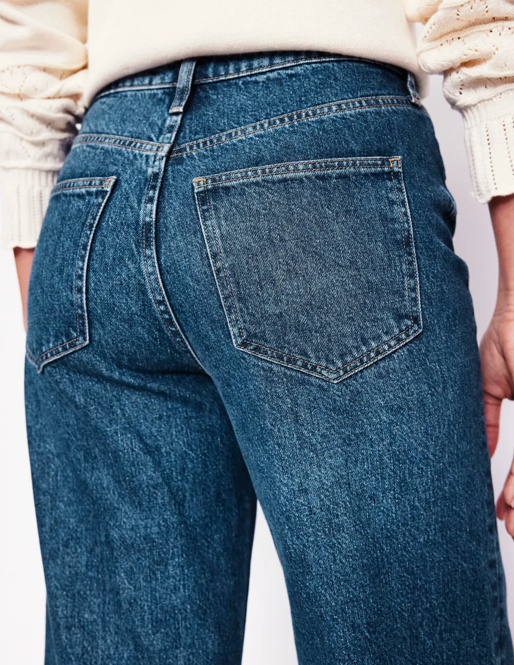 High Rise Straight Crop Jeans -Mid Vintage