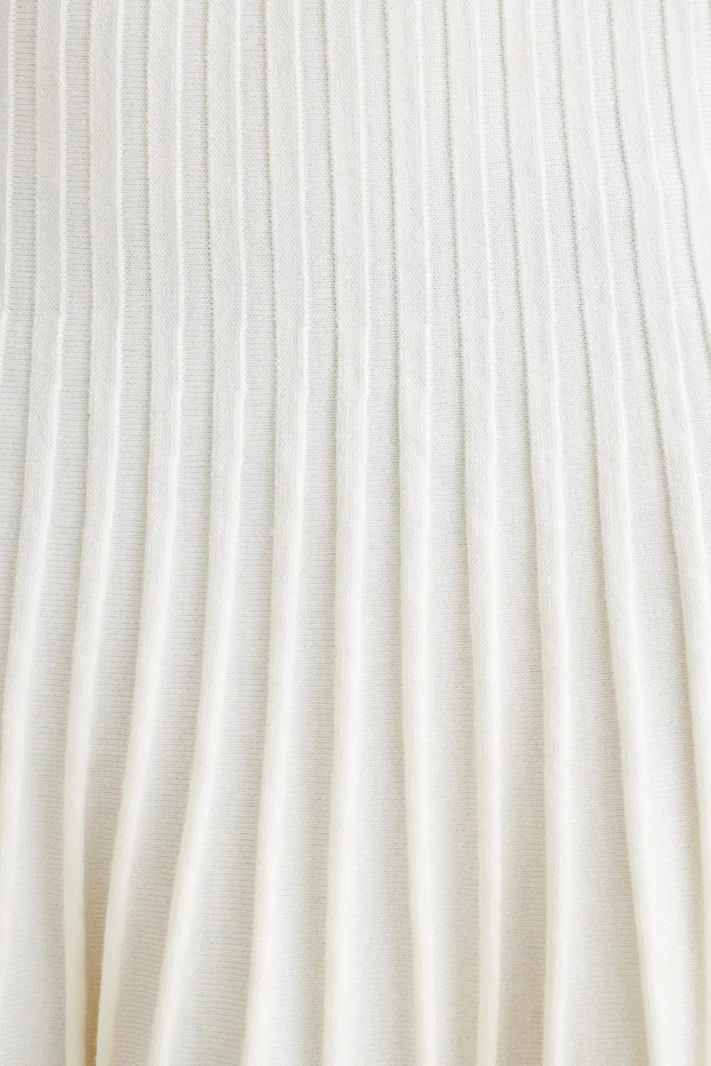 Contrast Pleated Knit Mini Skirt