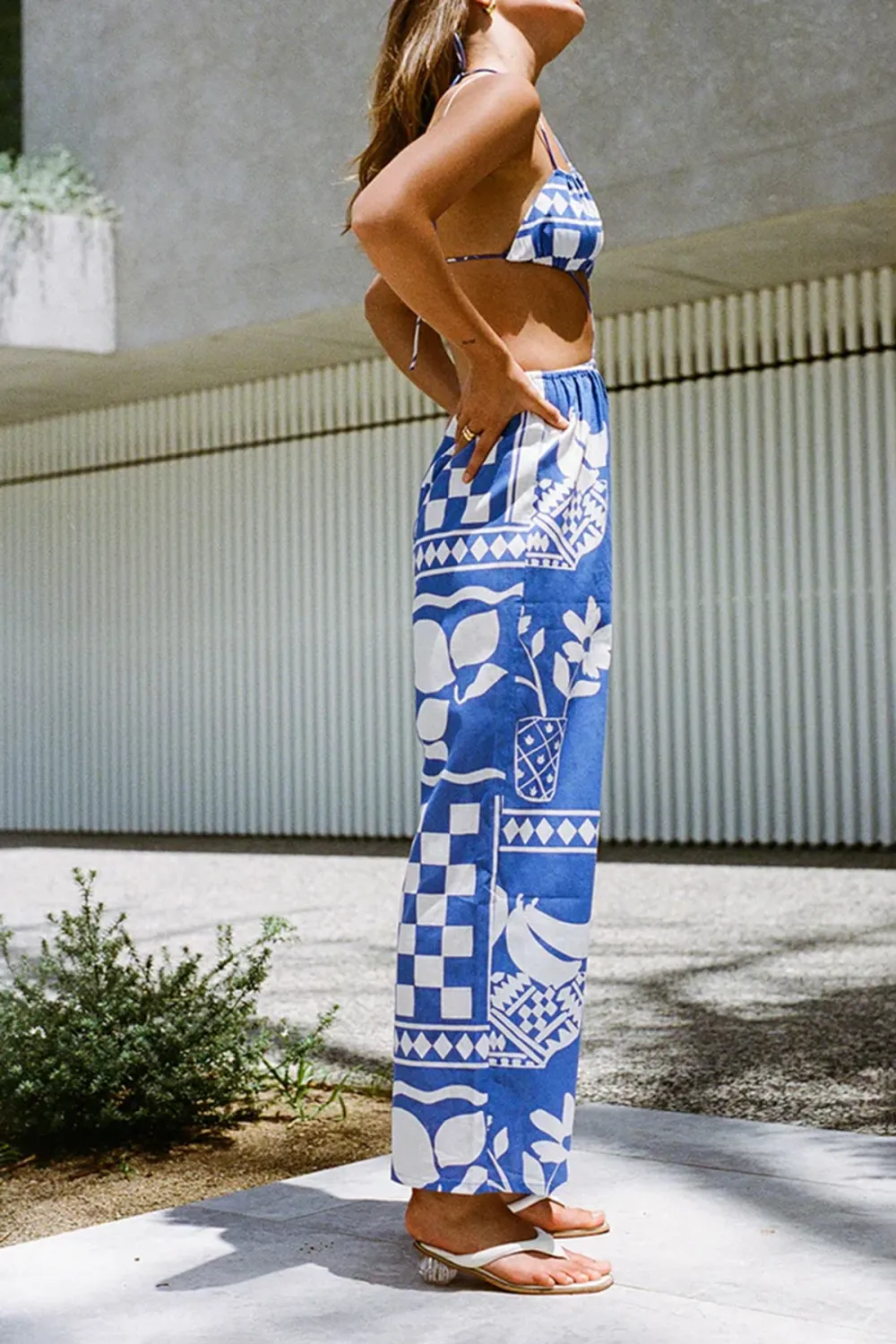 Backless Geometric Print Halter Jumpsuit