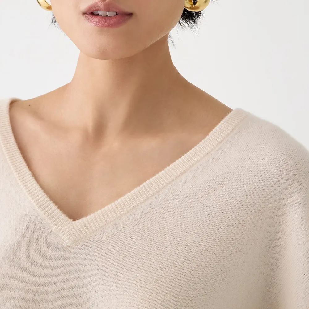 Cashmere Relaxed V-Neck Sweaters
