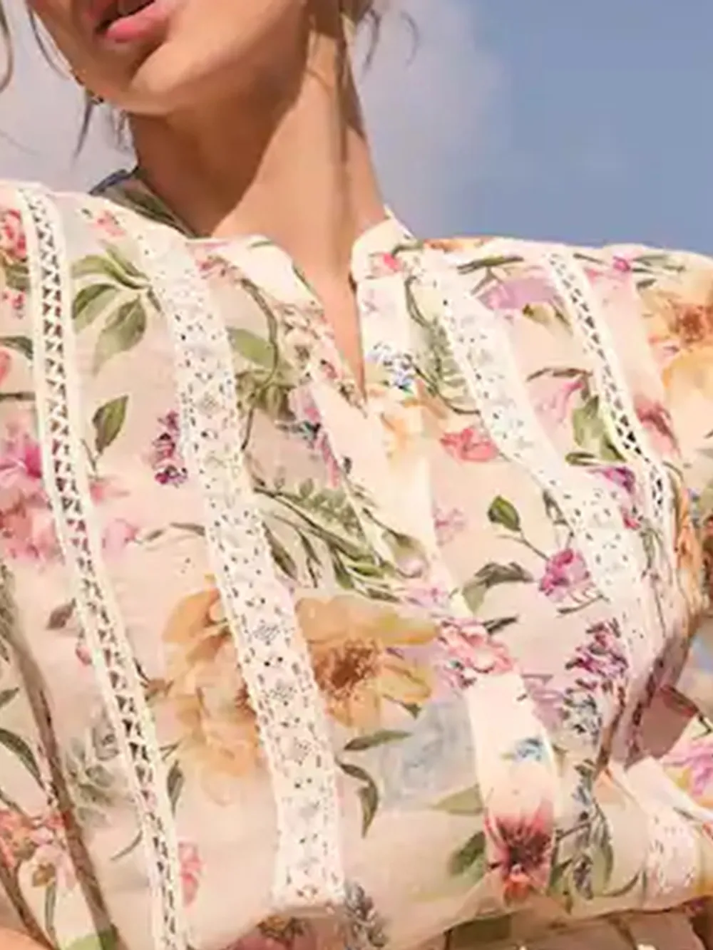 White Floral Decorative Collar Shirt