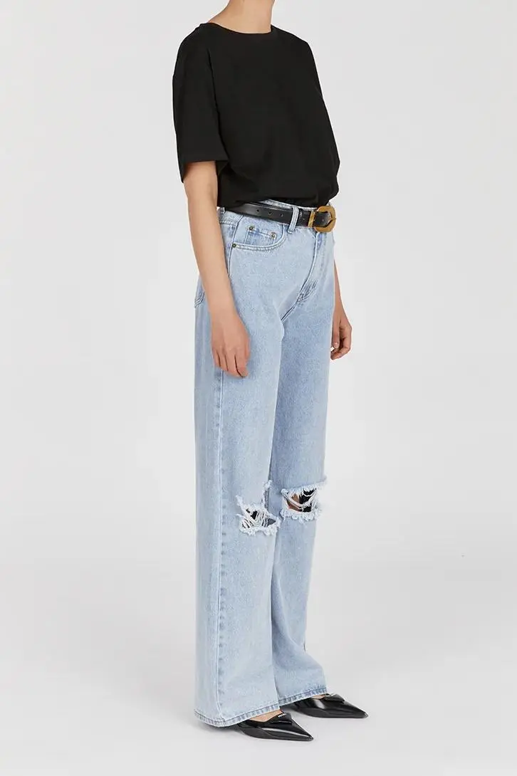 BLUE HIGH RISE RIPPED JEAN