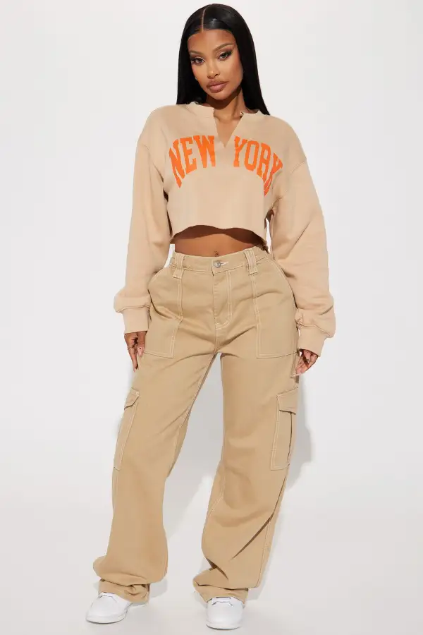 Nothing Like Me New York Sweatshirt - Taupe