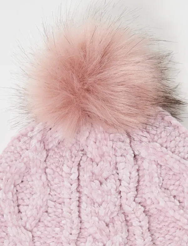 Soft Cable Knit Hat