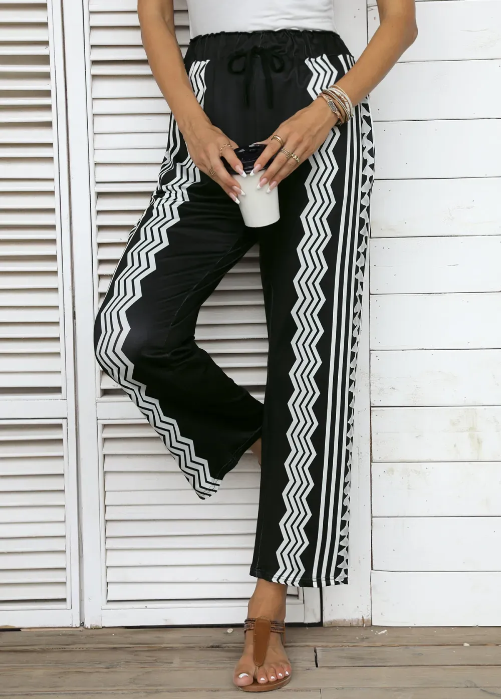 Black Pocket Geometric Print Regular Elastic Waist Pants