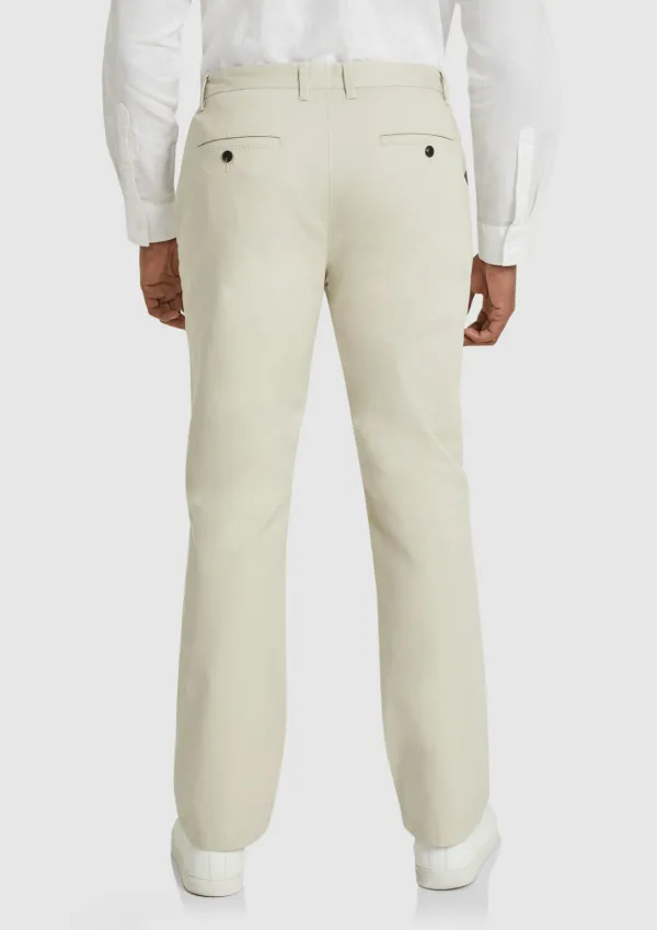 CLASSIC STRAIGHT LEG CHINO