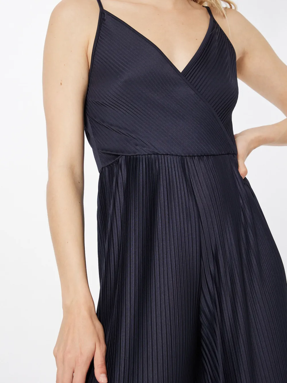 Standard Straps Casual Style Jumpsuit