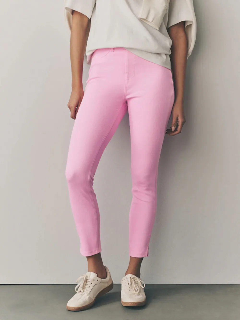 Short Denim Jacket With Skinny Pants