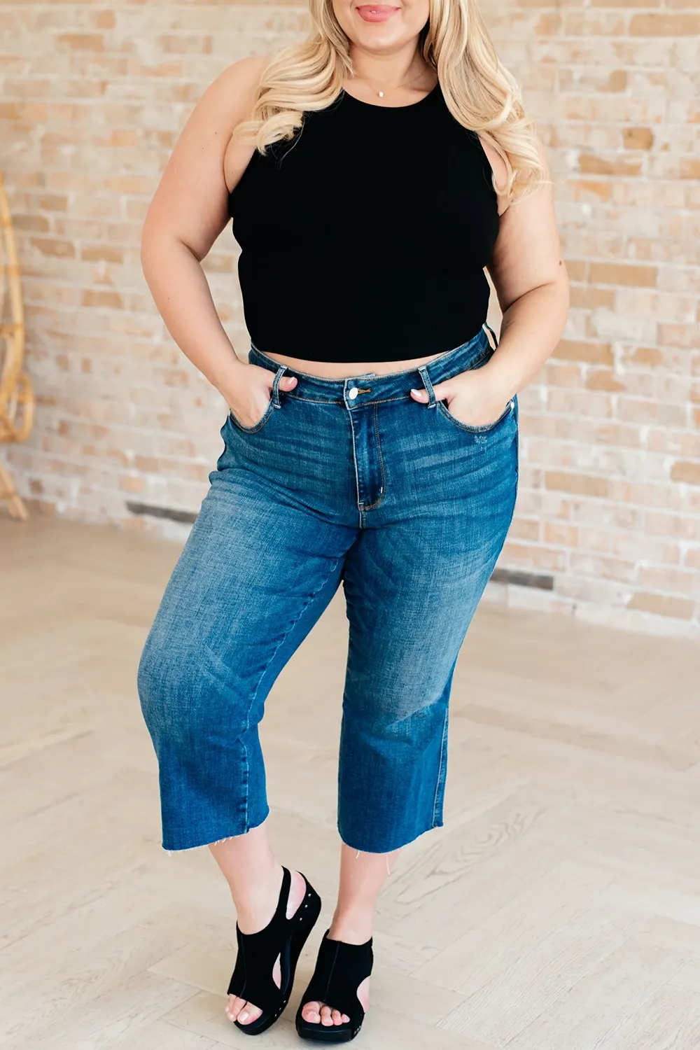 Basic Versatile Simple Daily Black Tank Tops