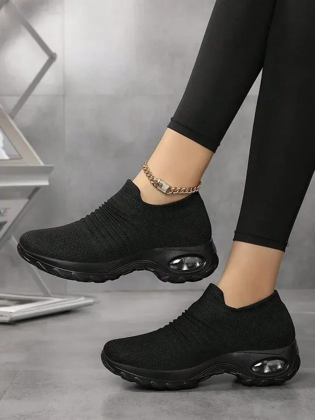 Sports Color Block Breathable Slip On Block Heel Fly Woven Shoes