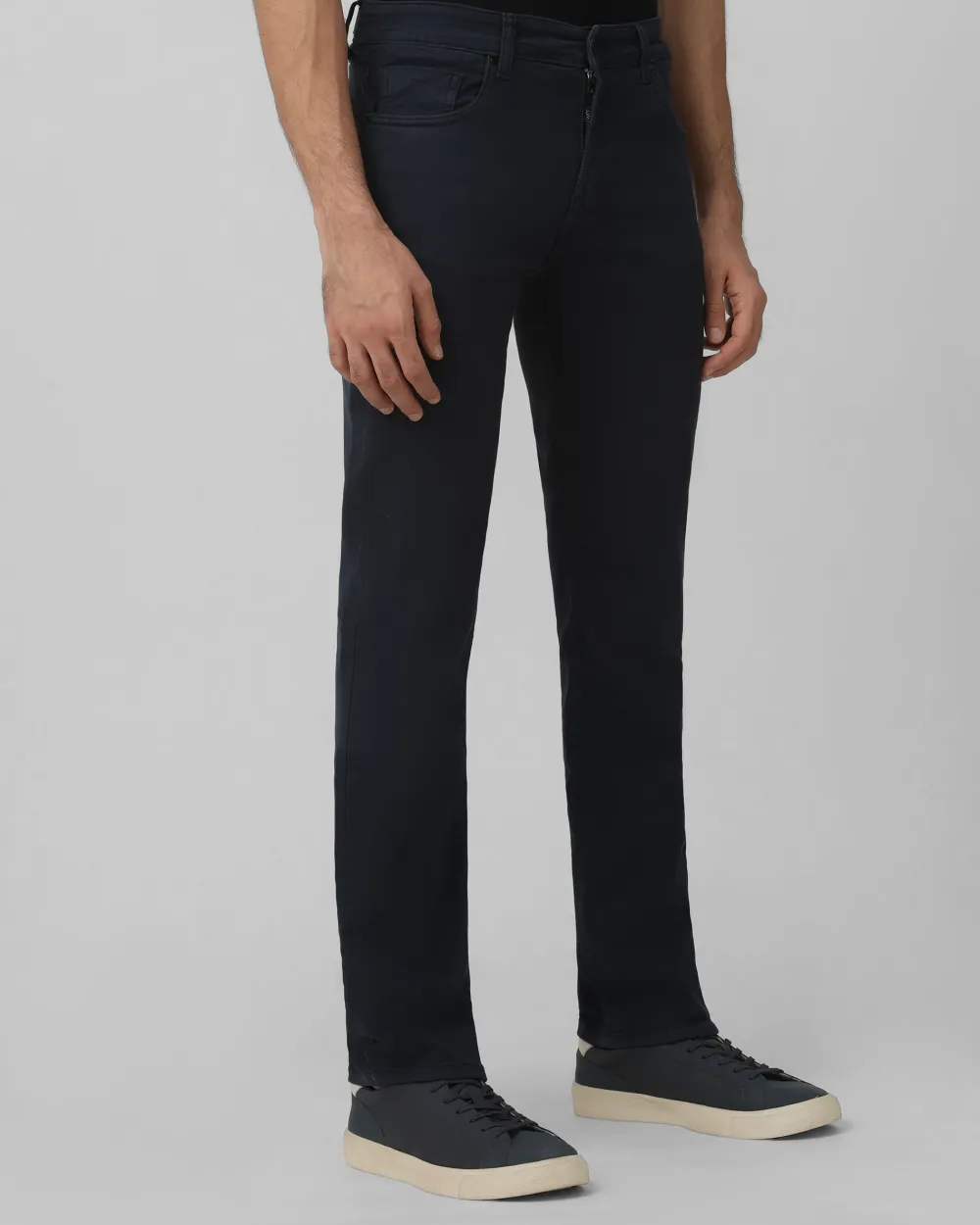 Classic Comfortable Straight Black Jeans