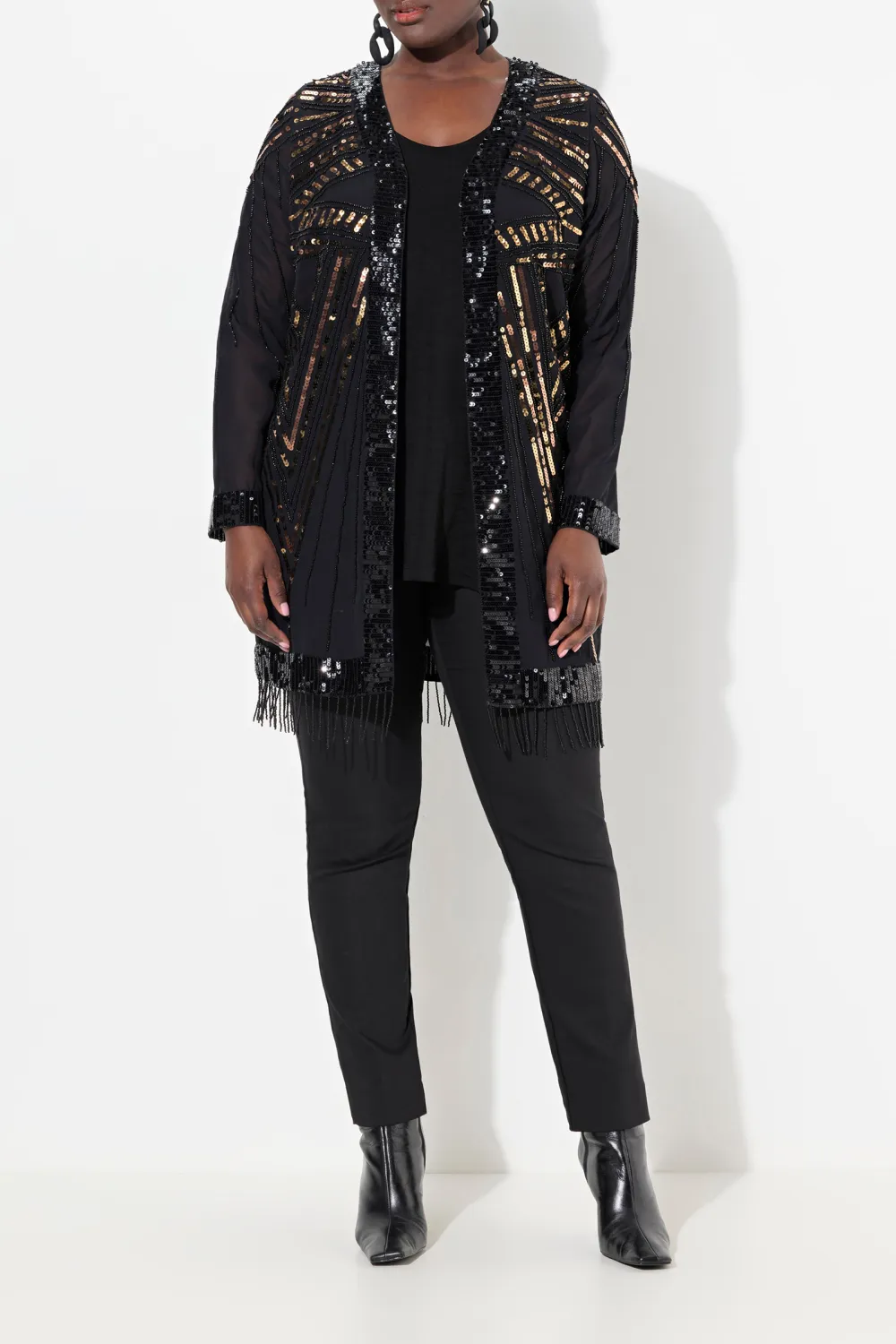 Long Sleeved Jacket With Tassel